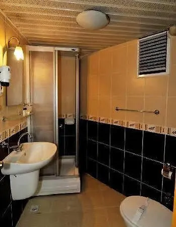 Ilıcak Otel